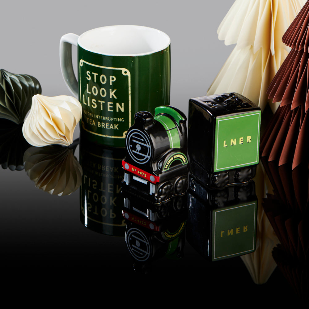National Railway Museum Flying Scotsman Salt and Pepper Shakers Kitchen - Science Museum Shop
