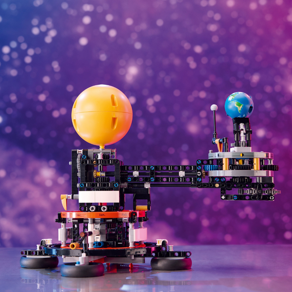 LEGO Technic Planet Earth and Moon in Orbit