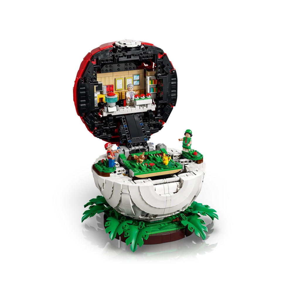LEGO Pokémon Iconic Trainer Moments Poké Ball Lego/CityBrix - Science Museum Shop