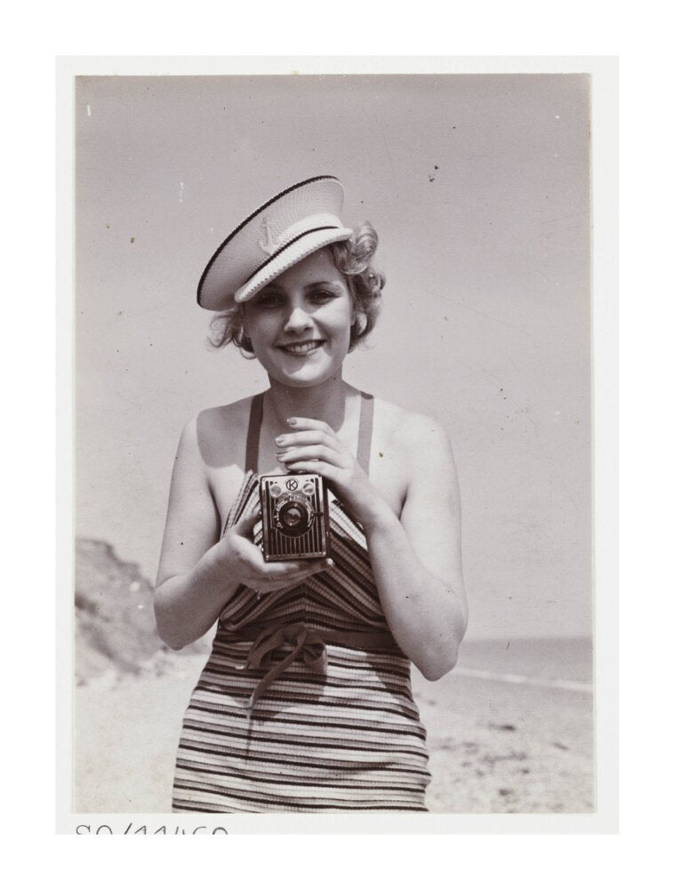 Woman taking a photograph, about 1935 unstretched canvas extra large none Art Print - Science Museum Shop