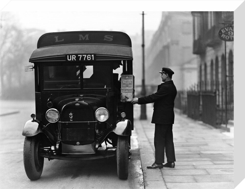 Delivery van, 1931. stretched canvas medium none Art Print - Science Museum Shop
