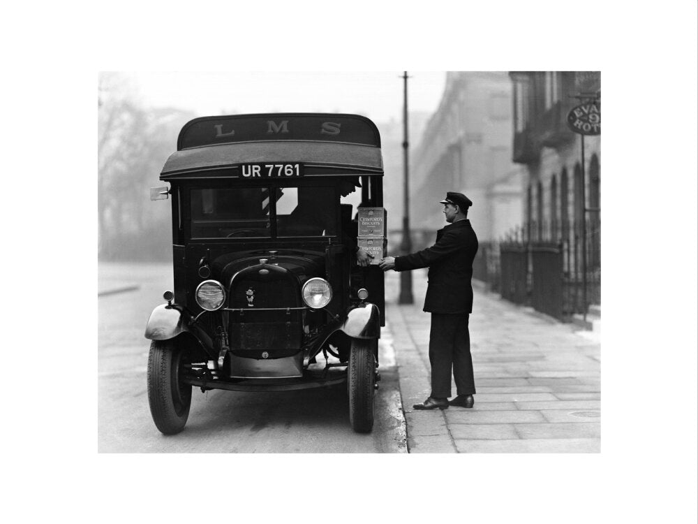 Delivery van, 1931. art print extra large none Art Print - Science Museum Shop