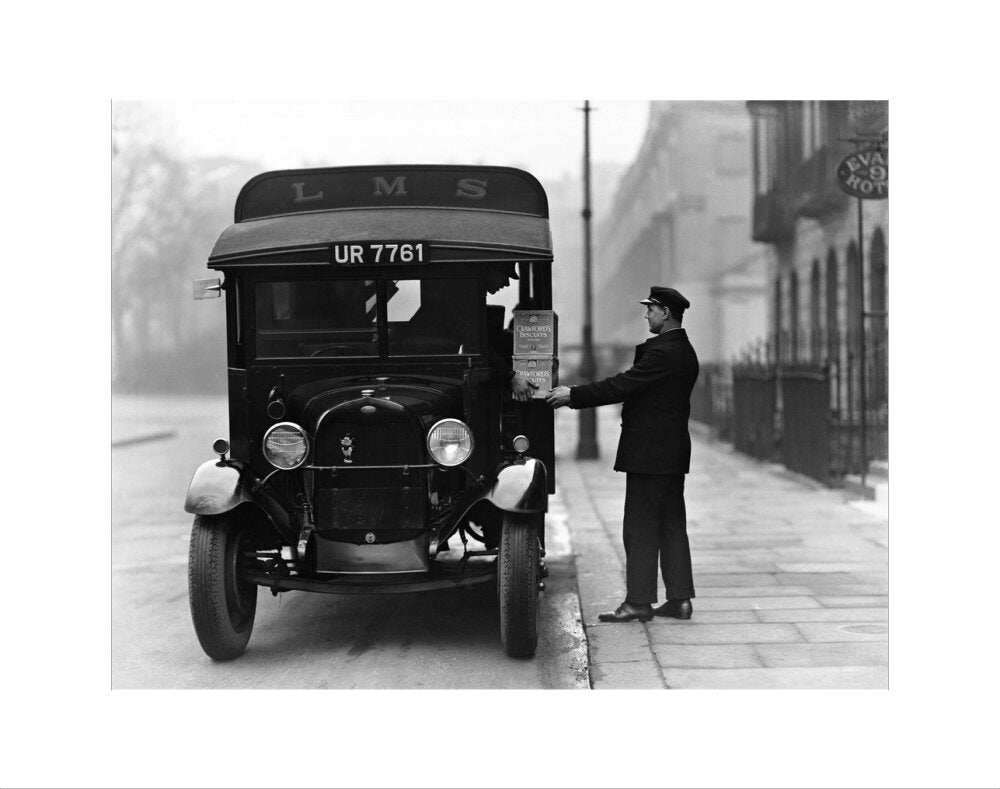Delivery van, 1931. art print extra small none Art Print - Science Museum Shop