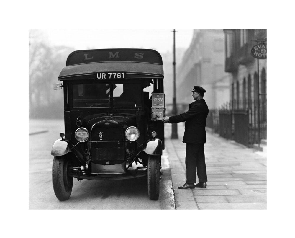 Delivery van, 1931. unstretched canvas medium none Art Print - Science Museum Shop