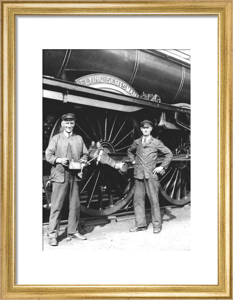 'Flying Scotsman', 1934. art print small gold Art Print - Science Museum Shop