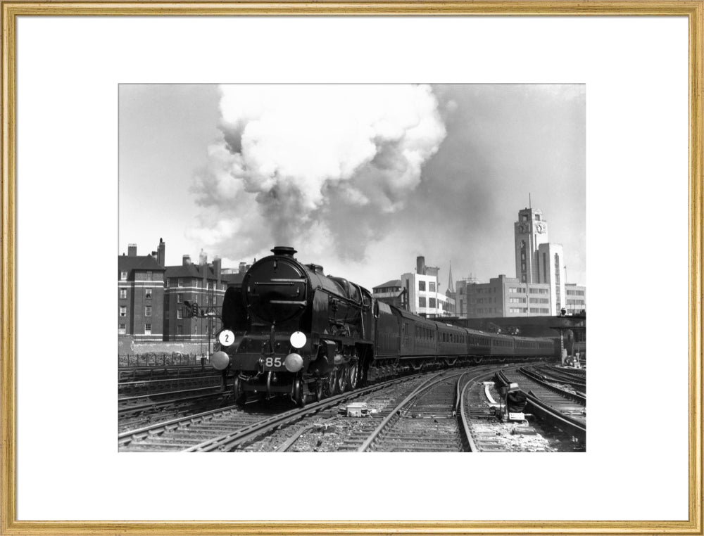 'Howard of Effingham' leaving London Victoria station, c 1939. art print extra large gold Art Print - Science Museum Shop