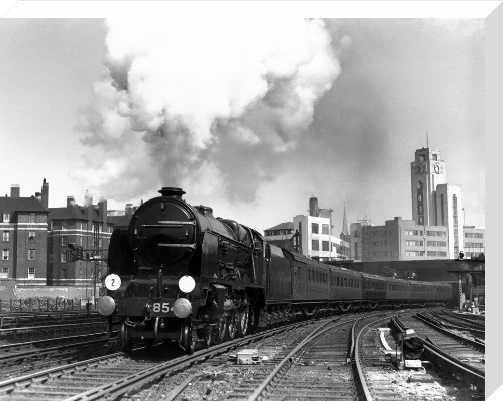'Howard of Effingham' leaving London Victoria station, c 1939. stretched canvas large none Art Print - Science Museum Shop