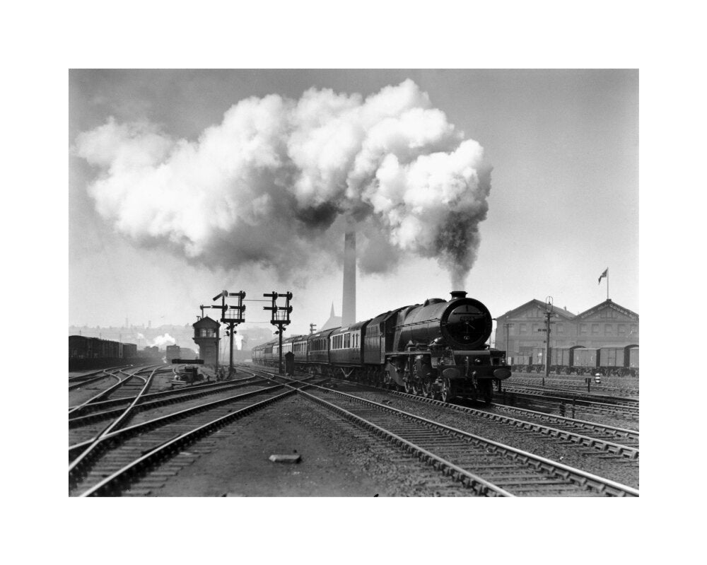 'Princess Helena Victoria' leaving Edge Hill, Liverpool, c 1938. unstretched canvas medium none Art Print - Science Museum Shop