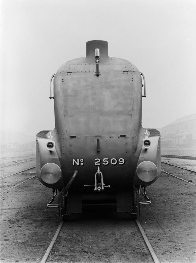 A4 Locomotive No 2509. Front View. Art Print - Science Museum Shop