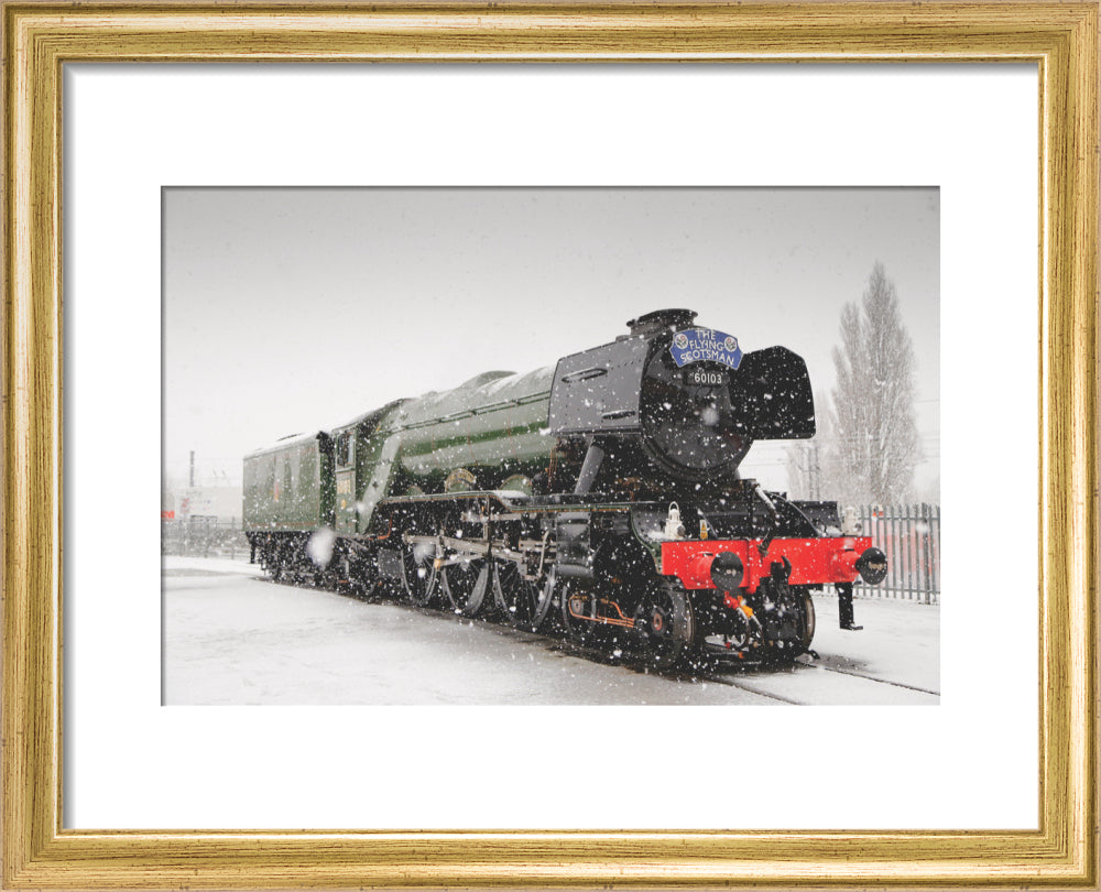 Flying Scotsman locomotive in the snow, 2016. art print extra small gold Art Print - Science Museum Shop