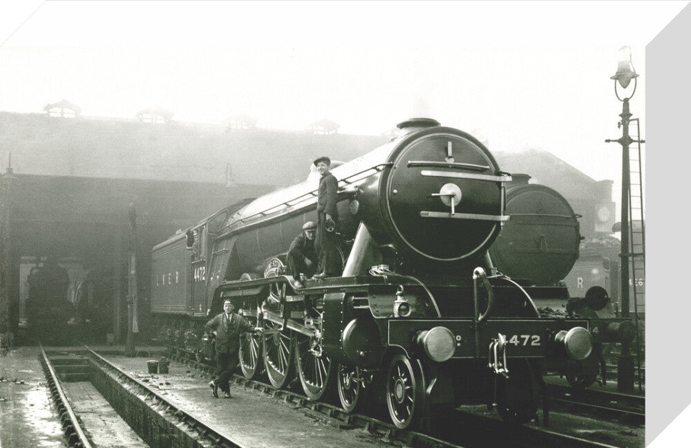 'Flying Scotsman' stretched canvas small none Art Print - Science Museum Shop