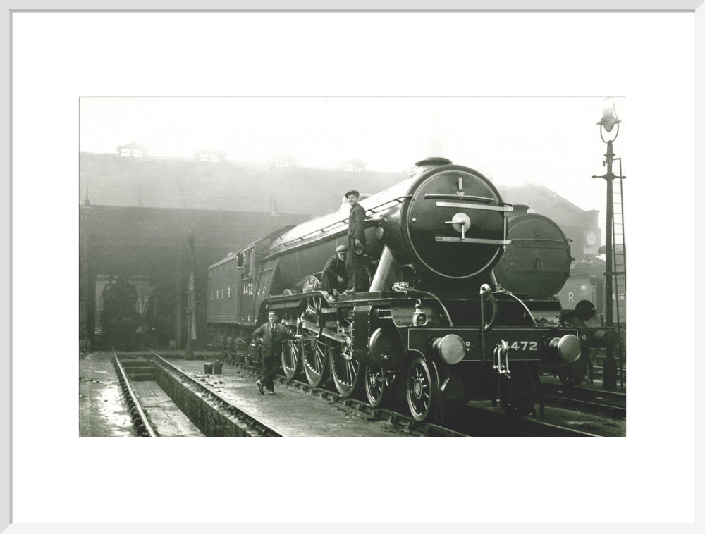 'Flying Scotsman' art print extra large white Art Print - Science Museum Shop