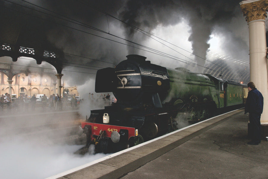 LNER 4-6-2 No. 4472 'Flying Scotsman'. Art Print - Science Museum Shop