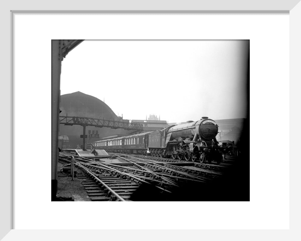 LNER A3 'Blink Bonny' No.51 on the 'Queen of Scots' art print extra small white Art Print - Science Museum Shop