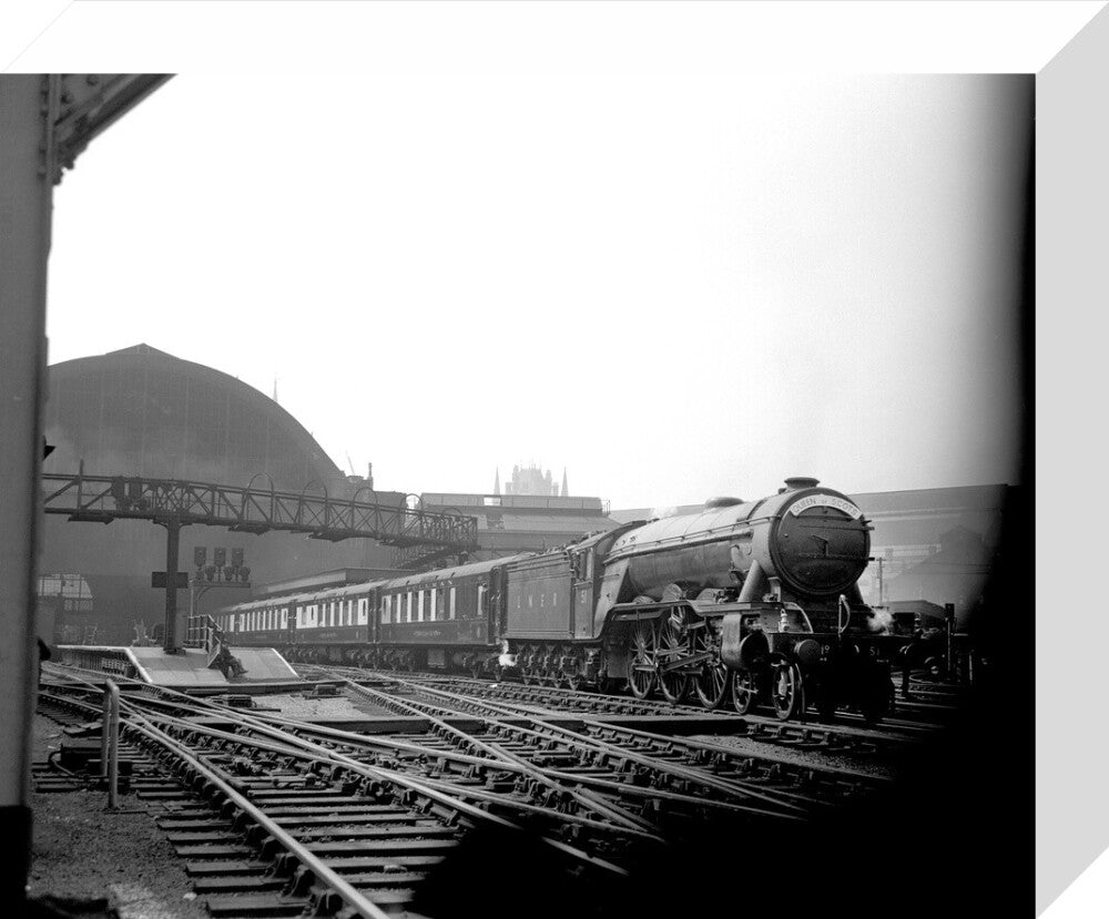 LNER A3 'Blink Bonny' No.51 on the 'Queen of Scots' stretched canvas small none Art Print - Science Museum Shop