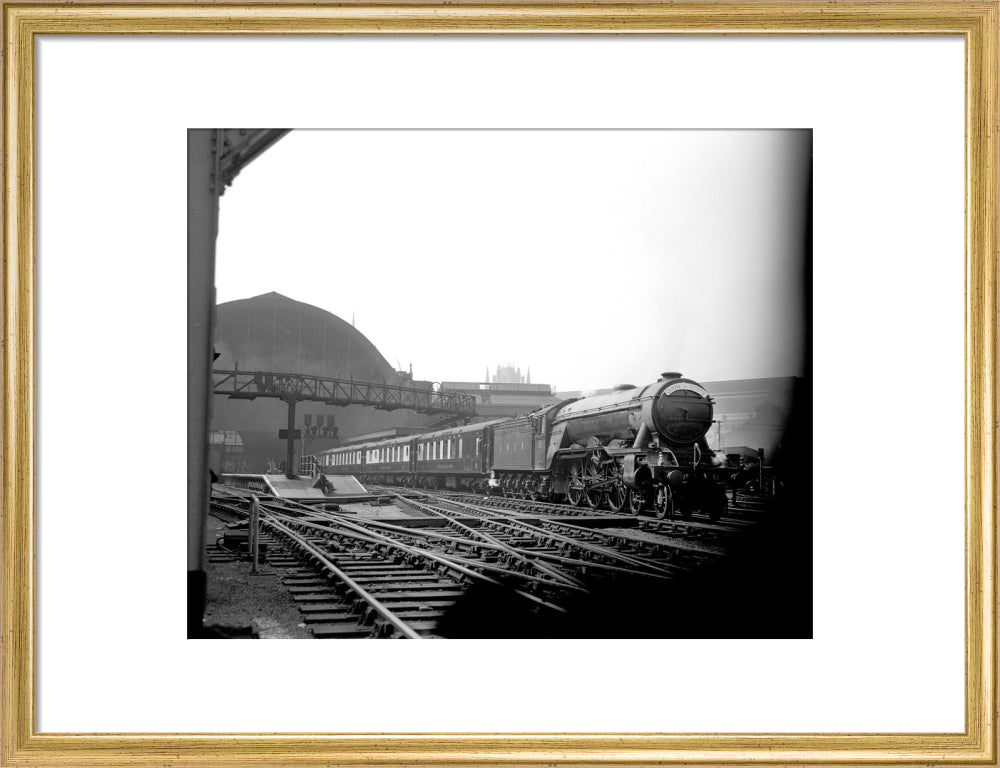 LNER A3 'Blink Bonny' No.51 on the 'Queen of Scots' art print medium gold Art Print - Science Museum Shop