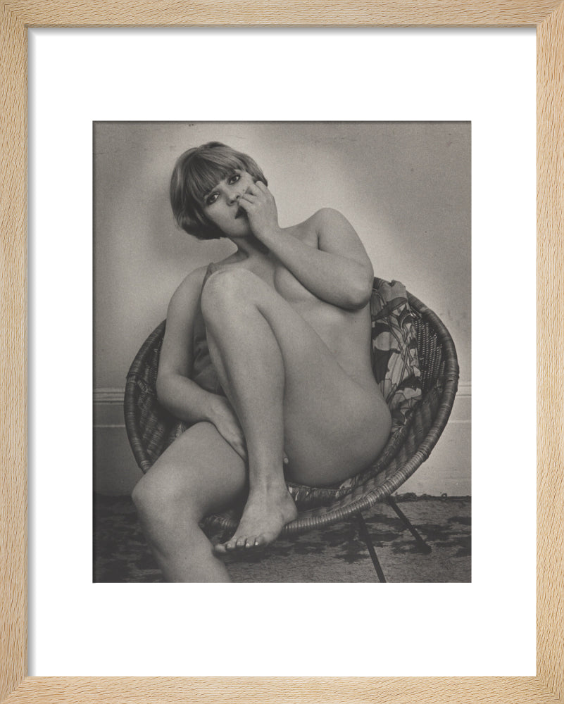 Photograph of Pauline Boty by Lewis Morley. art print extra small natural Art Print - Science Museum Shop