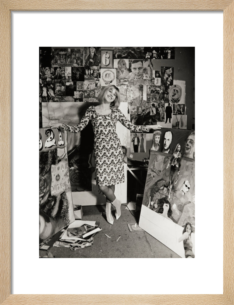 Photograph of Pauline Boty by Lewis Morley. art print small natural Art Print - Science Museum Shop