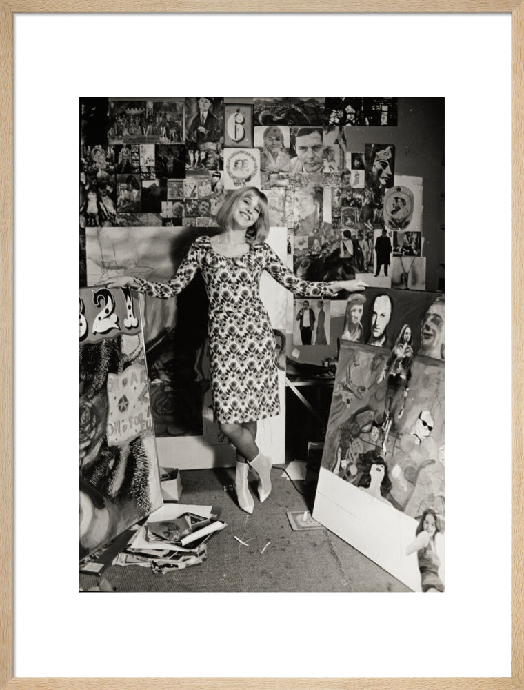 Photograph of Pauline Boty by Lewis Morley. art print large natural Art Print - Science Museum Shop