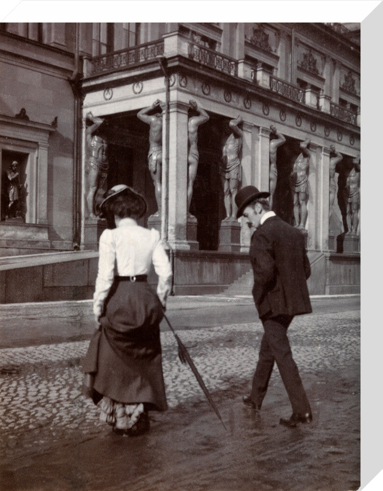 Man and woman crossing the road circa 1900 stretched canvas medium none Art Print - Science Museum Shop