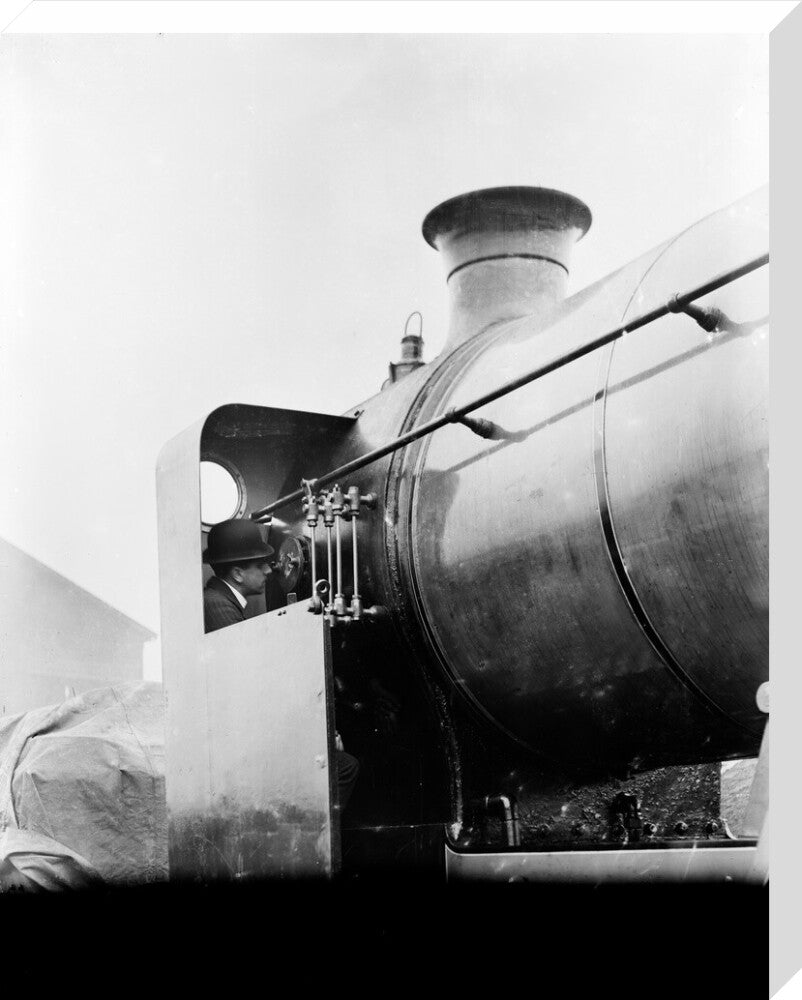 Caledonian Railway 4-4-0 locomotive no. 147./n stretched canvas large none Art Print - Science Museum Shop