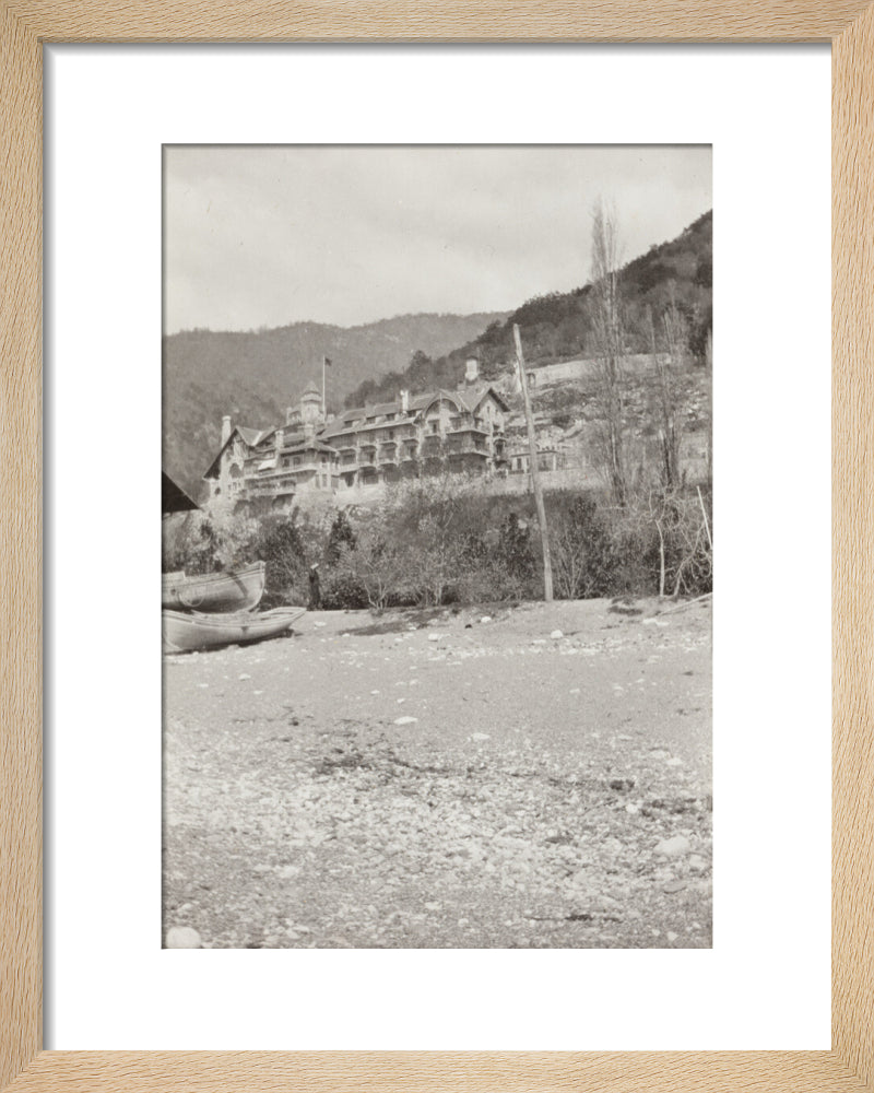 The Palace of Prince Alexander of Oldenburg at Gagra from the Beach. art print extra small natural Art Print - Science Museum Shop