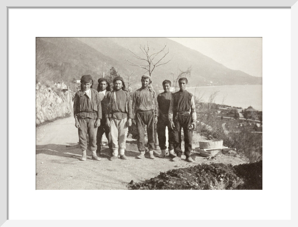 Workmen at Gagra art print medium white Art Print - Science Museum Shop
