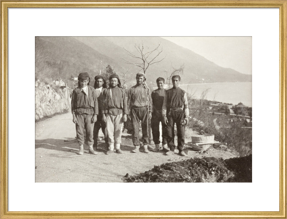 Workmen at Gagra art print large gold Art Print - Science Museum Shop