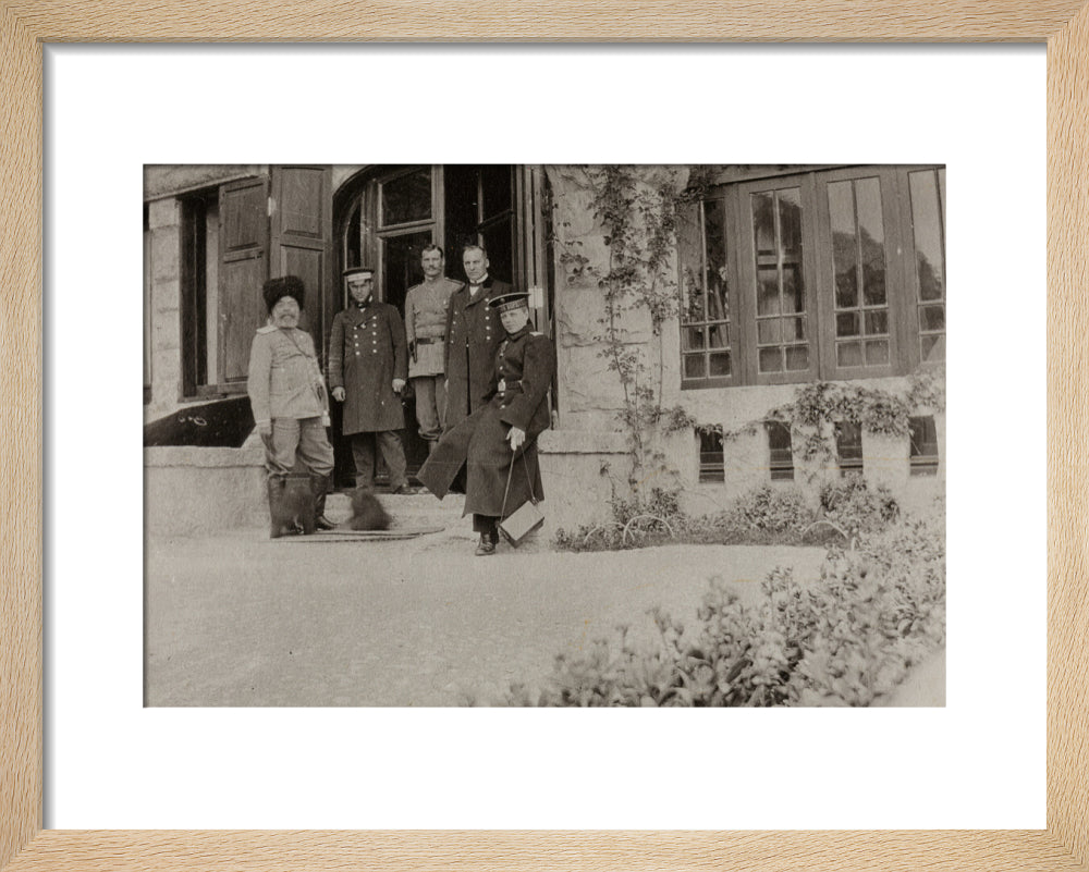 Entrance to Prince Alexanders Palace. art print extra small natural Art Print - Science Museum Shop