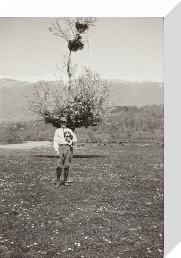 On the Banks of the Black River, about 80 versts from Gagra; Nikita with Mart. stretched canvas small none Art Print - Science Museum Shop